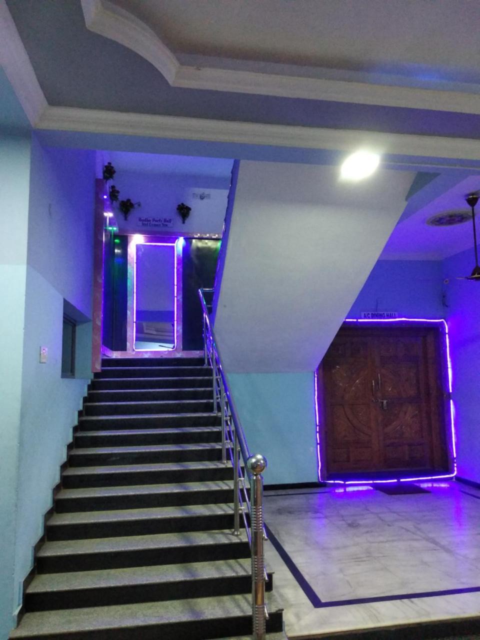 Radha Party Hall Kanchipuram Exterior photo
